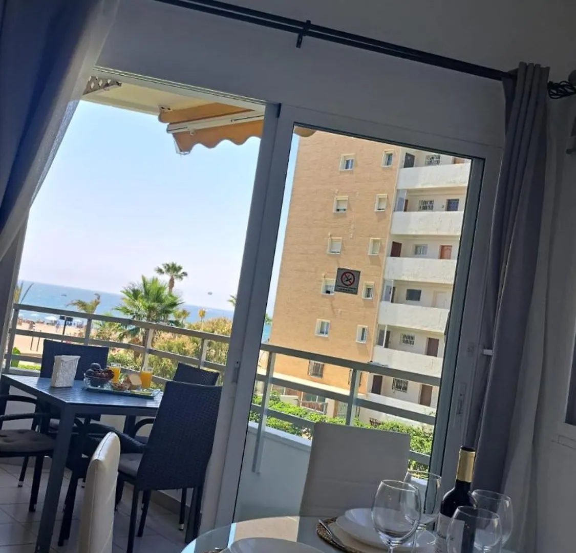 1 Linea De Playa , Coqueto Apartamento La Brisa Marina Fuengirola 0*,  Spain