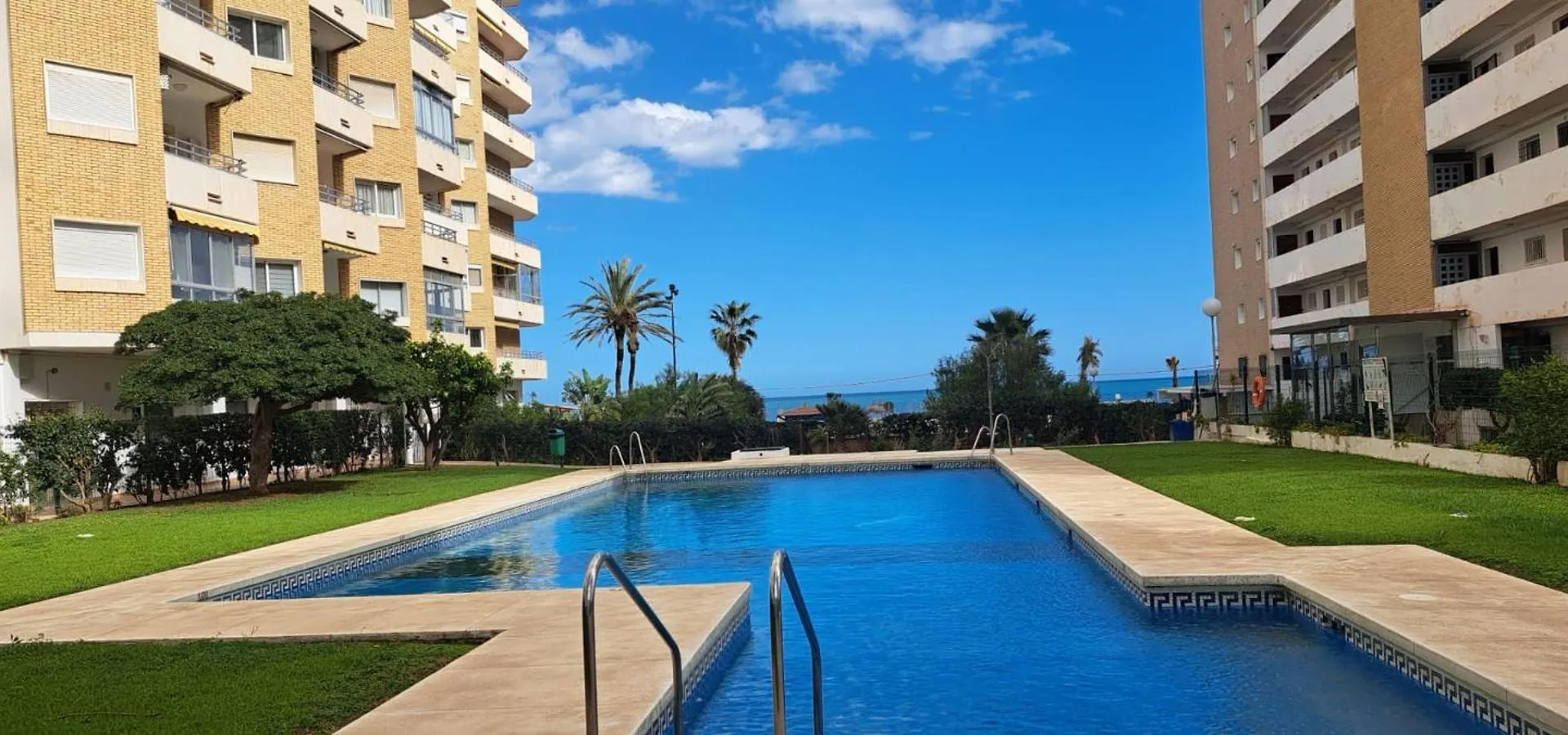 1 Linea De Playa , Coqueto Apartamento La Brisa Marina Fuengirola 0*,